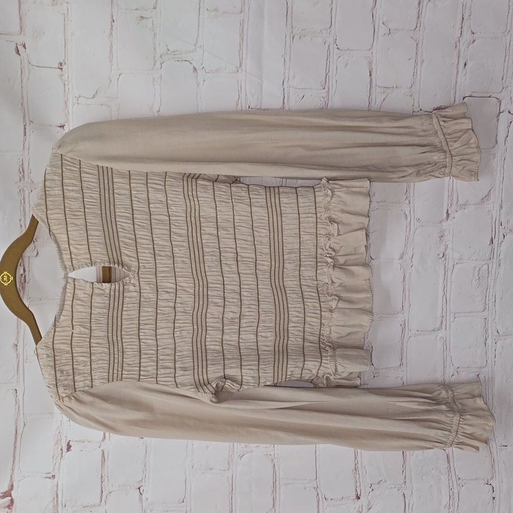 Mustard Seed Cream Long Sleeve Ruffle Bottom Blouse Womens Size L - Picture 9 of 14
